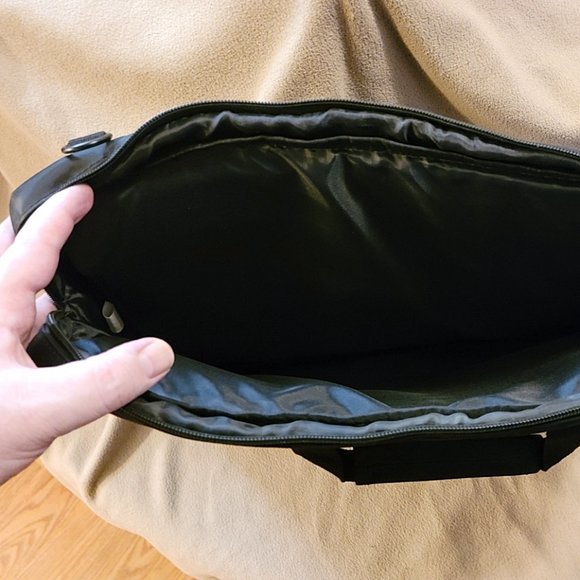 *PRICE DROP* Targus Slim Laptop Slipcase Briefcase For Laptops Up To 15.6" - Picture 9 of 12